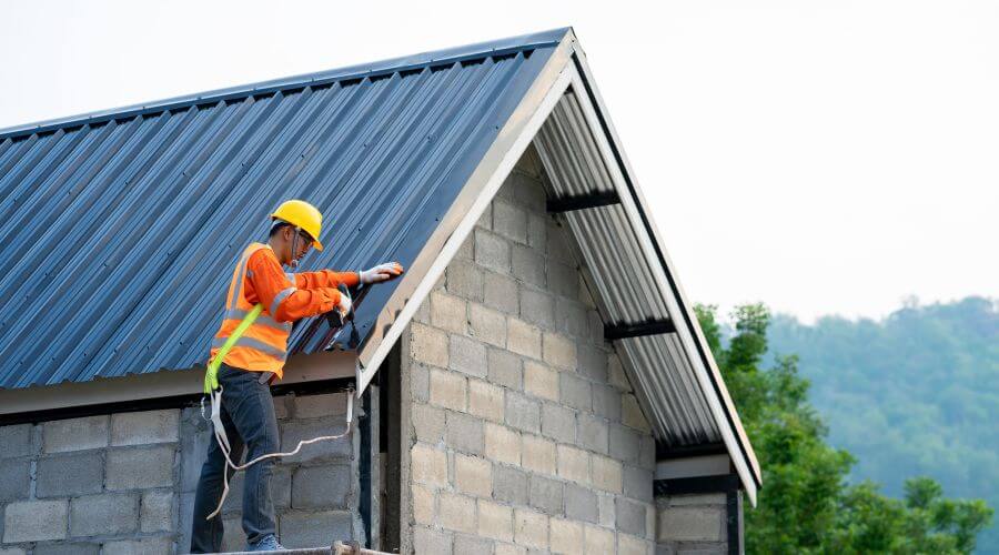 Professional Flat Roofing Installation in Petrolia, TX